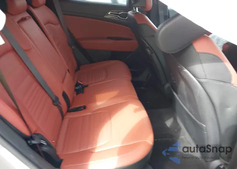 2023 Kia Sportage Sx-Prestige z USA, uszkodzony, nr VIN 5XYK53AF4PG134996